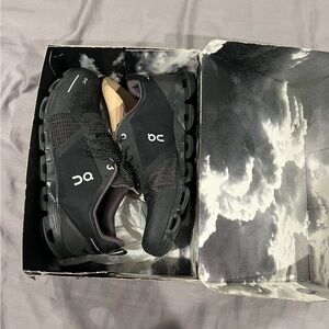 On Running Cloudflyer Warerproof